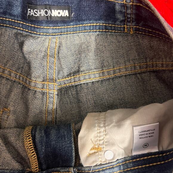 Fashion Nova Dark Wash Denim Jeans with Tan Stitching Mid Rise Wide leg Medium - Picture 4 of 4